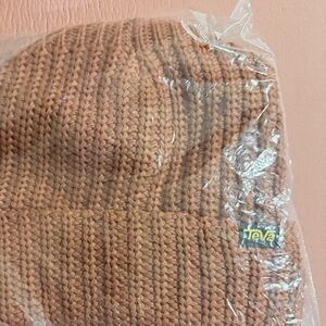 Teva’s Orange/brown Knit Beanie NEW NWT
